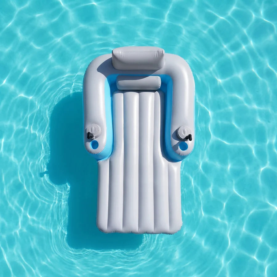 Self-Propelled Pool Chair – Relax Without Paddling 🚤